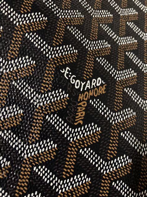 goyard bag material.